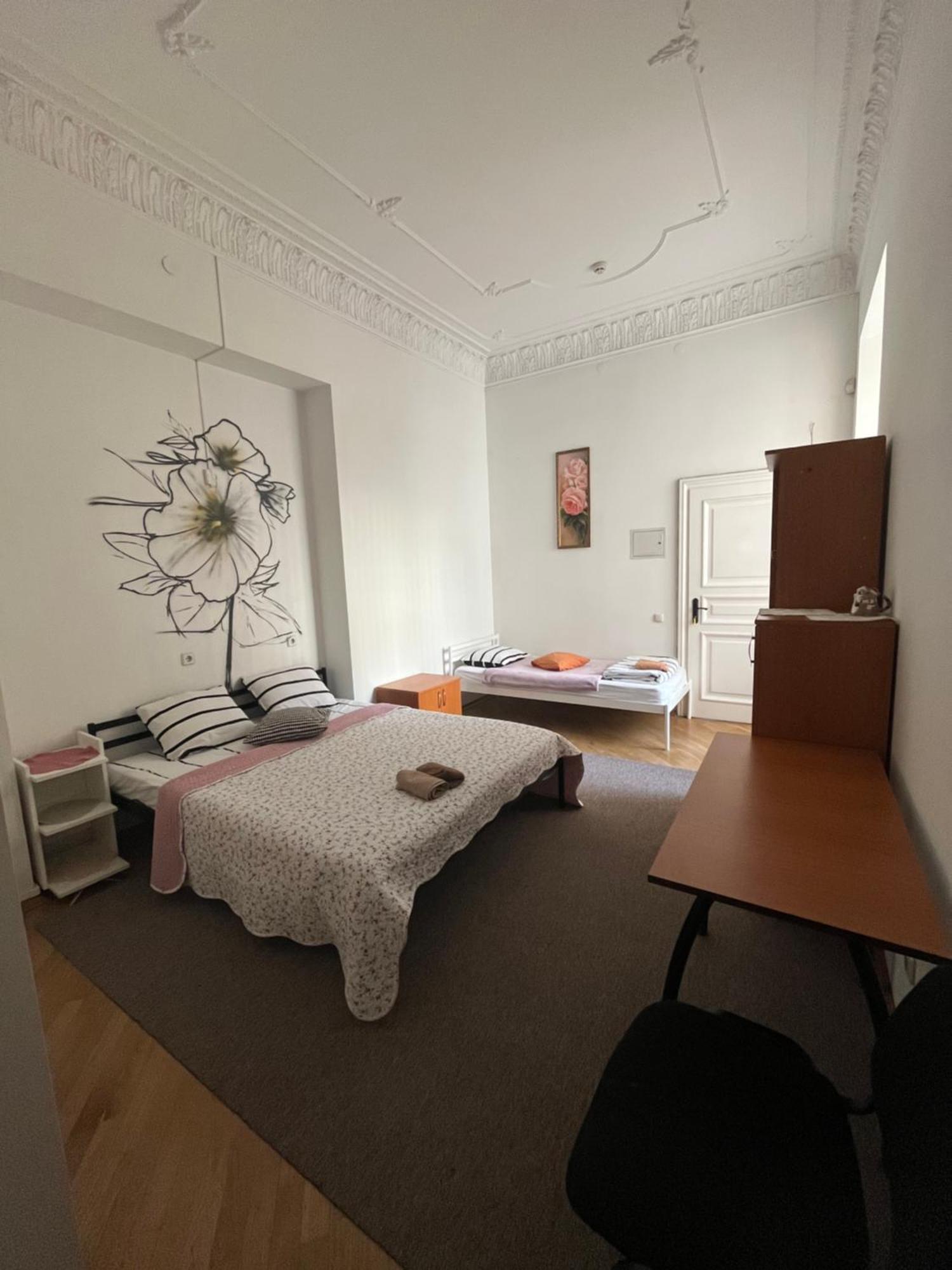 Центрум Апартаментс Lemberg Exterior foto